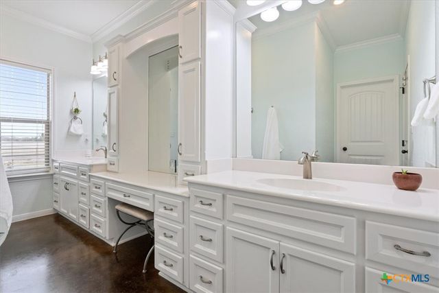 645 W Big Elm Road, Troy, TX 76579