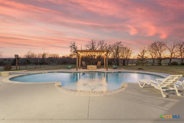 645 W Big Elm Road, Troy, TX 76579