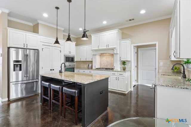 645 W Big Elm Road, Troy, TX 76579