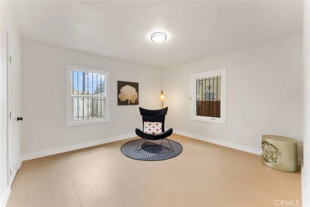 940 W 73rd, Los Angeles, CA 90044
