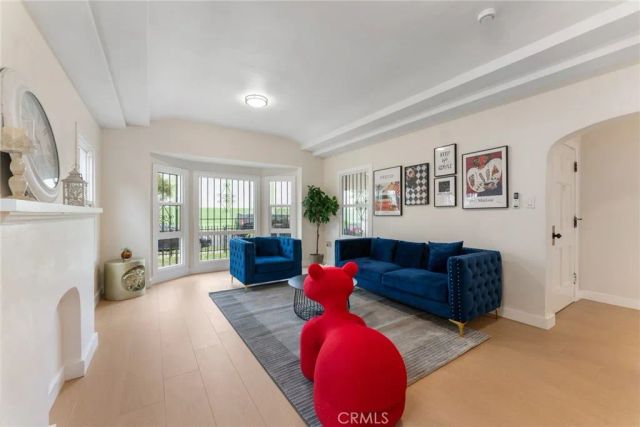940 W 73rd, Los Angeles, CA 90044