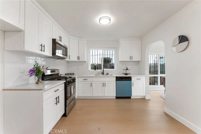 940 W 73rd, Los Angeles, CA 90044