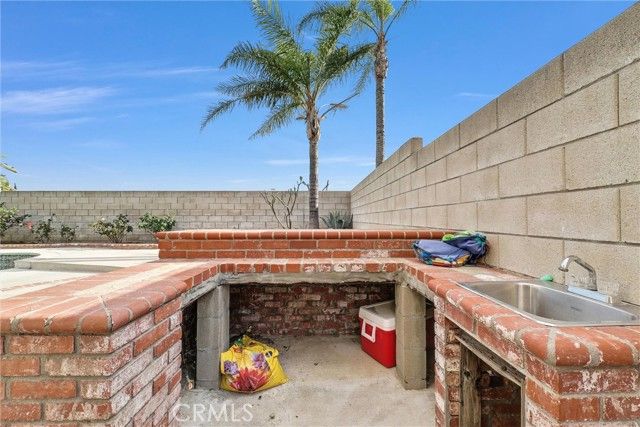 15269 Blue Spruce, Fontana, CA 92336