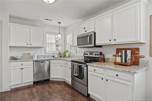 2608 Gressitt Point Lane, Fayetteville, NC 28306