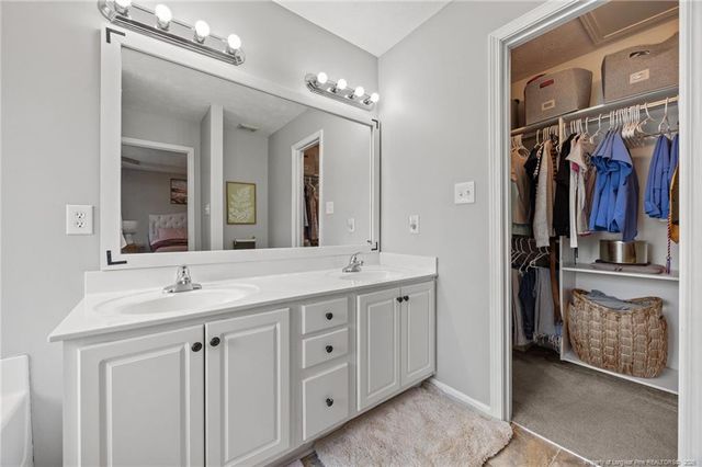 2608 Gressitt Point Lane, Fayetteville, NC 28306