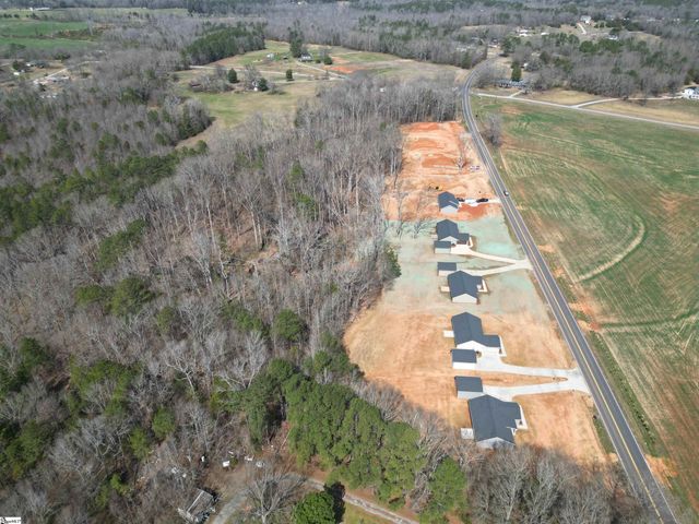 9946 Highway 252, Ware Shoals, SC 29692