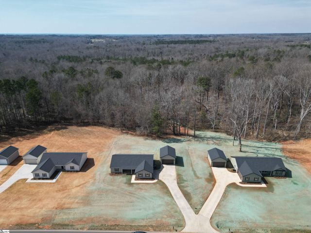 9946 Highway 252, Ware Shoals, SC 29692