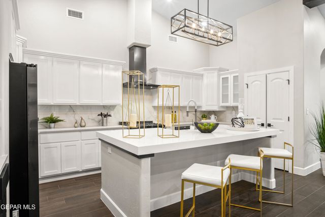 14545 Charles Foster Avenue, El Paso, TX 79938