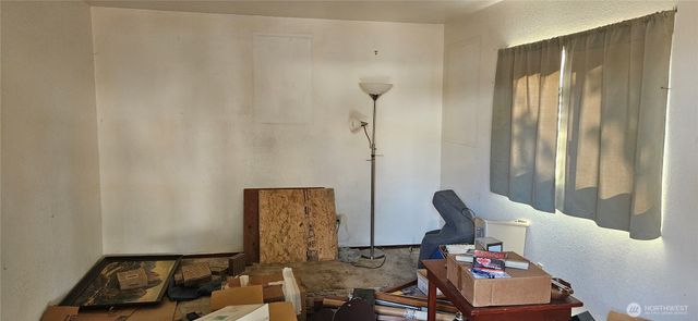 2805 62nd Avenue NE, Tacoma, WA 98422