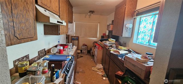 2805 62nd Avenue NE, Tacoma, WA 98422