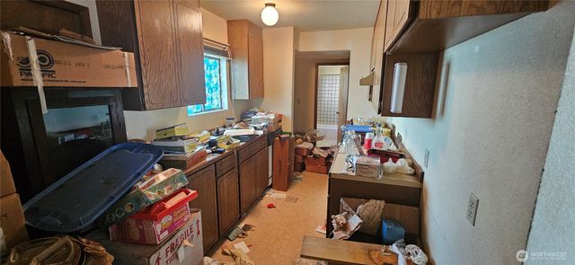 2805 62nd Avenue NE, Tacoma, WA 98422