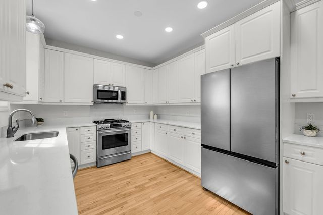 1421 N Point Court, Mount Pleasant, SC 29464