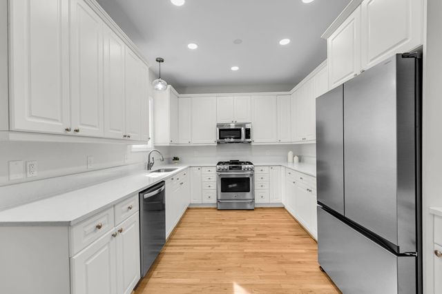 1421 N Point Court, Mount Pleasant, SC 29464