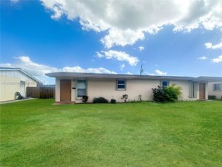 11330 SW 207th Dr Left, Miami, FL 33189