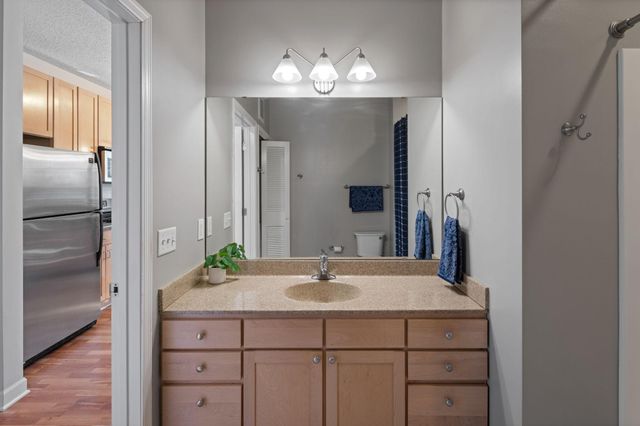 1805 3rd Avenue S 201, Minneapolis, MN 55404