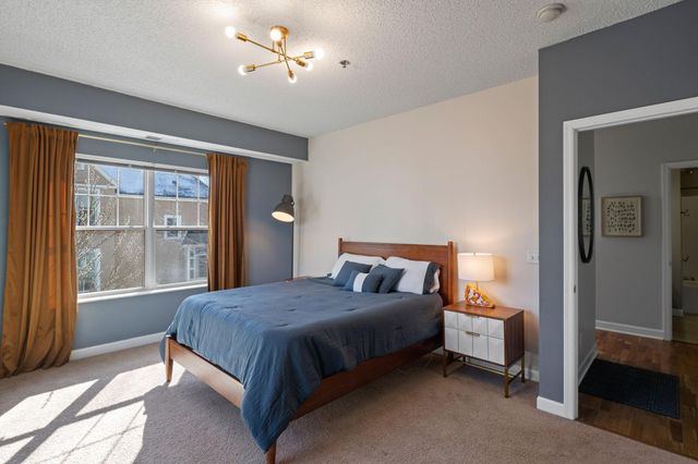 1805 3rd Avenue S 201, Minneapolis, MN 55404