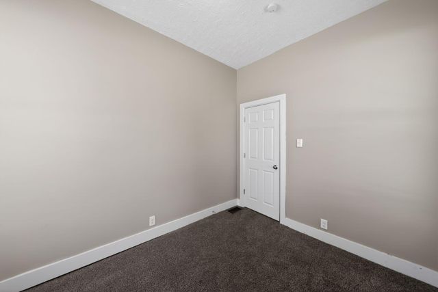 700 S 23RD Street, Council Bluffs, IA 51501