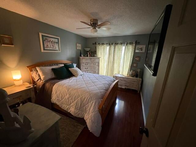 249 Pleasant Wood Drive, Wellington, FL 33414
