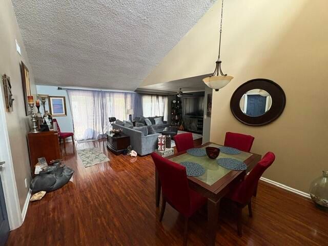 249 Pleasant Wood Drive, Wellington, FL 33414