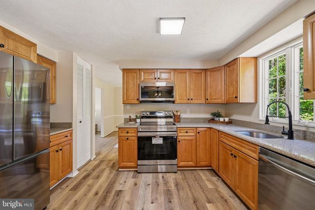 1527 EVERLEA RD, Marriottsville, MD 21104