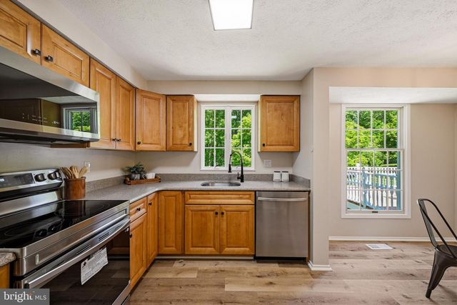 1527 EVERLEA RD, Marriottsville, MD 21104