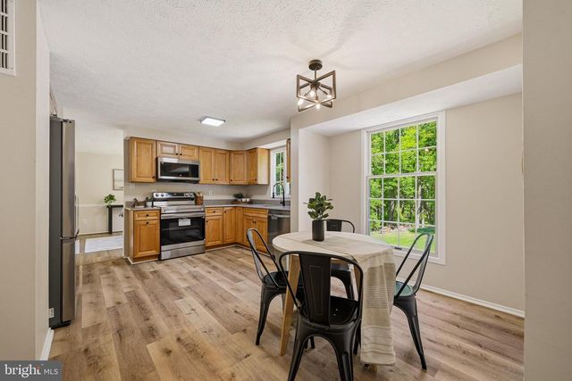 1527 EVERLEA RD, Marriottsville, MD 21104