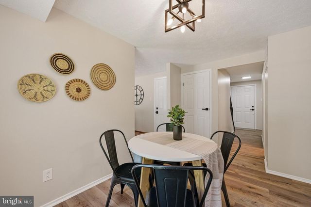 1527 EVERLEA RD, Marriottsville, MD 21104