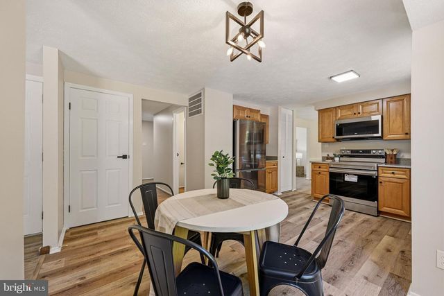 1527 EVERLEA RD, Marriottsville, MD 21104