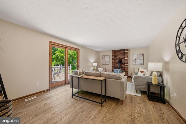 1527 EVERLEA RD, Marriottsville, MD 21104