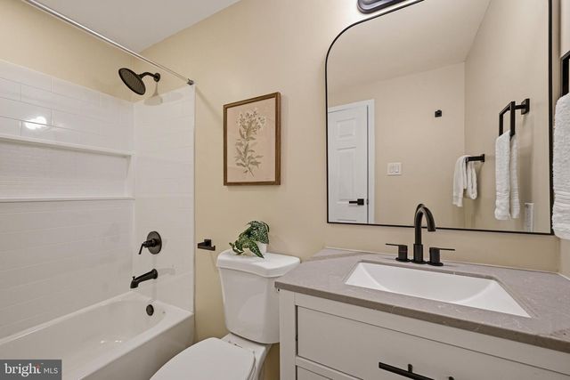 1527 EVERLEA RD, Marriottsville, MD 21104
