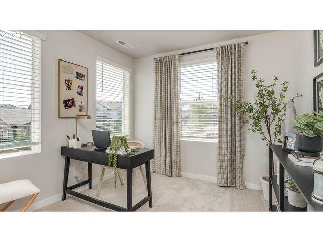 6598 Se Nasha, Hillsboro, OR 97123