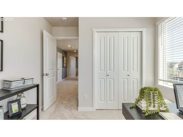 6598 Se Nasha, Hillsboro, OR 97123