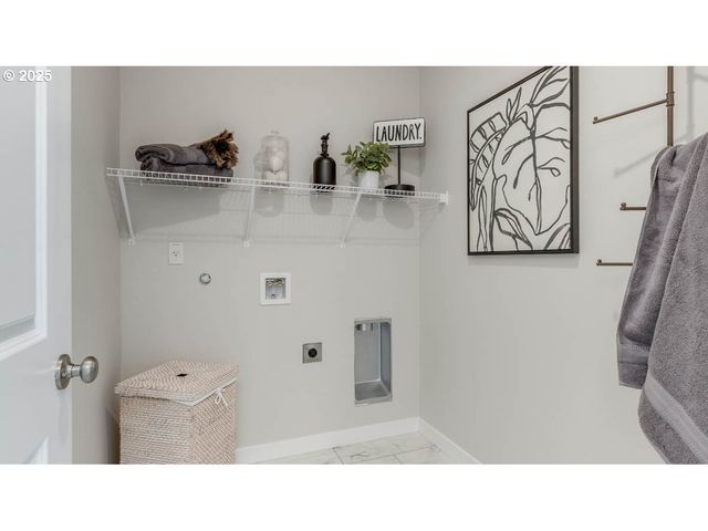 6598 Se Nasha, Hillsboro, OR 97123