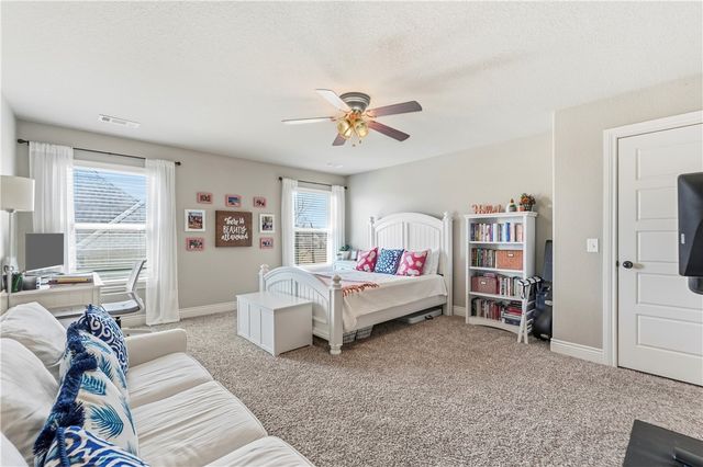 2513 S Horizon Boulevard, Rogers, AR 72758