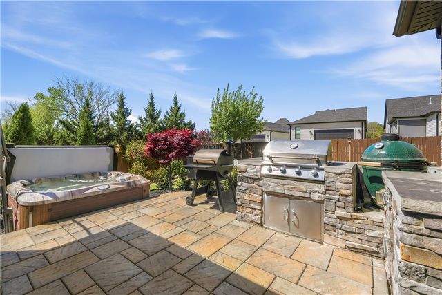 2513 S Horizon Boulevard, Rogers, AR 72758