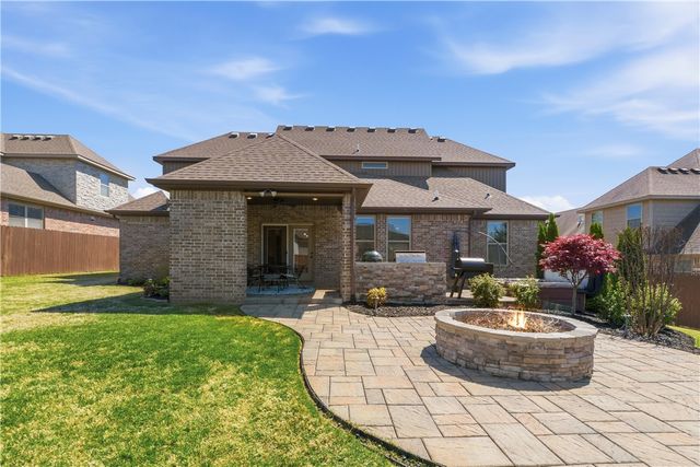 2513 S Horizon Boulevard, Rogers, AR 72758
