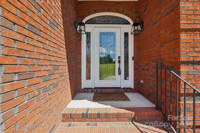 3040 Patrick Place Circle, Clover, SC 29710