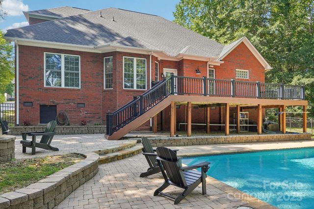 3040 Patrick Place Circle, Clover, SC 29710