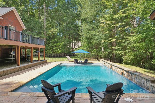 3040 Patrick Place Circle, Clover, SC 29710