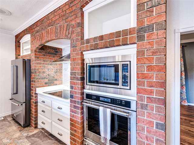 4081 Cedar Farm Road, Norman, OK 73068
