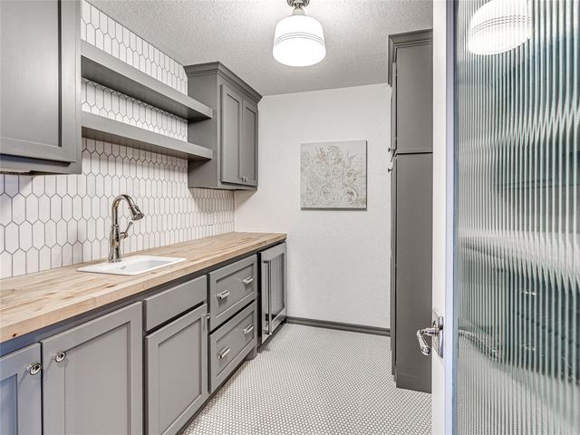 4081 Cedar Farm Road, Norman, OK 73068