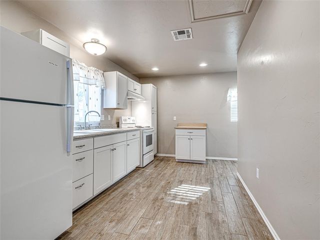 4081 Cedar Farm Road, Norman, OK 73068