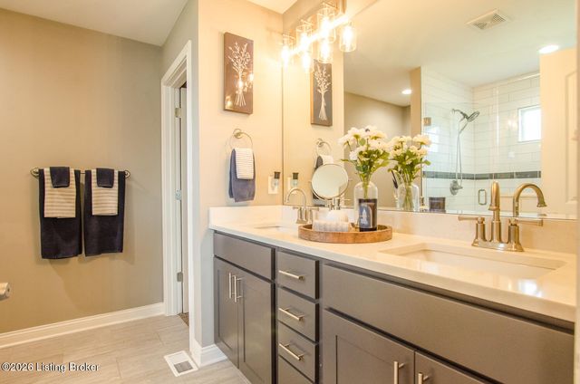 115 Charleston Dr, Mt Washington, KY 40047
