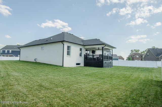 115 Charleston Dr, Mt Washington, KY 40047