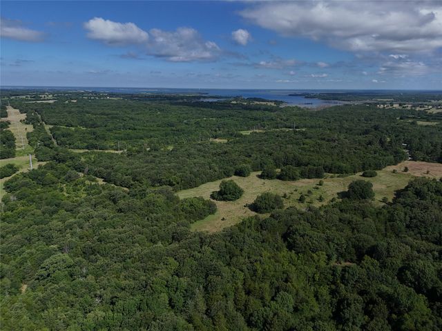 1700 CR 2770, Honey Grove, TX 75446