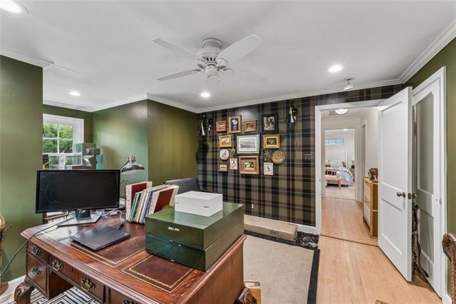 6042 Howe Drive, Fairway, KS 66205