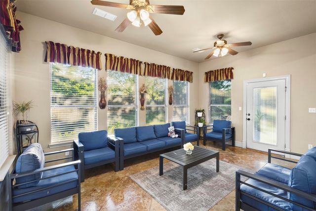 105 Country Ridge Court, Red Oak, TX 75154