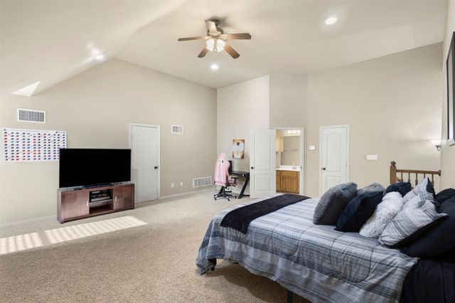 105 Country Ridge Court, Red Oak, TX 75154