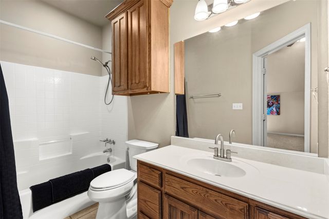 105 Country Ridge Court, Red Oak, TX 75154