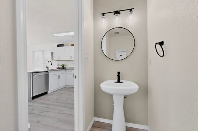 3124 BRIAN MEADOWS Place NW, Albuquerque, NM 87120